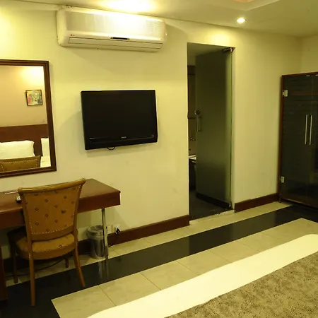 Hotel One Gulberg, Lahore-2